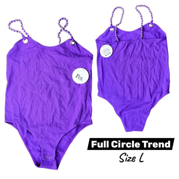 Full Circle Trends Purple Bodysuit Size L with Gold Chain Straps NWT - Picture 12 of 12